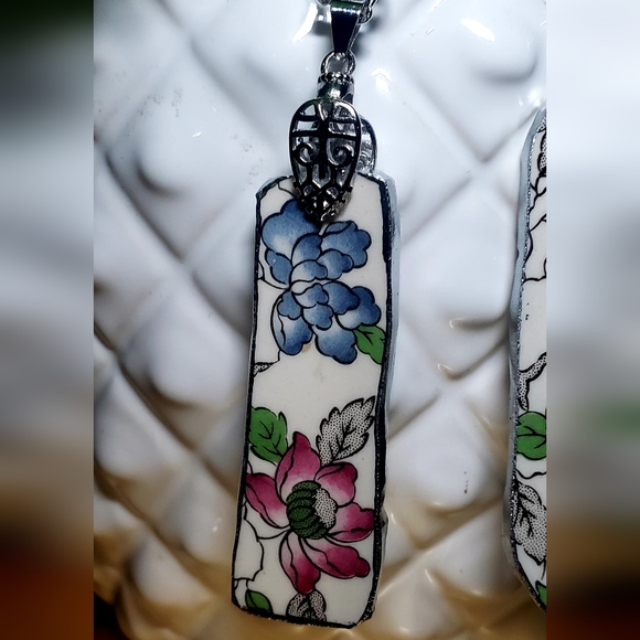 Handmade Pendant - Picture 11 of 11